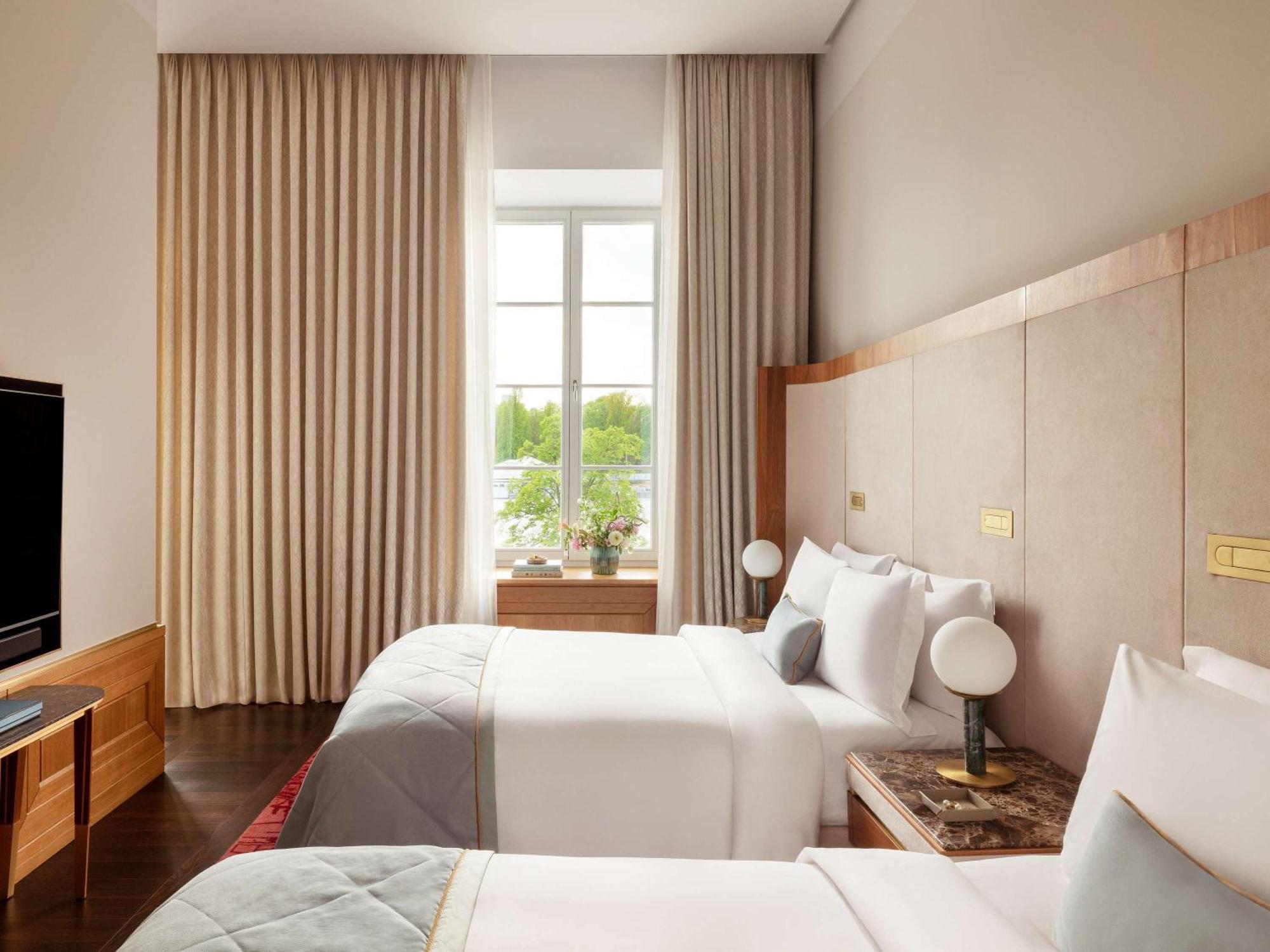Raffles Europejski Viešbutis 5*